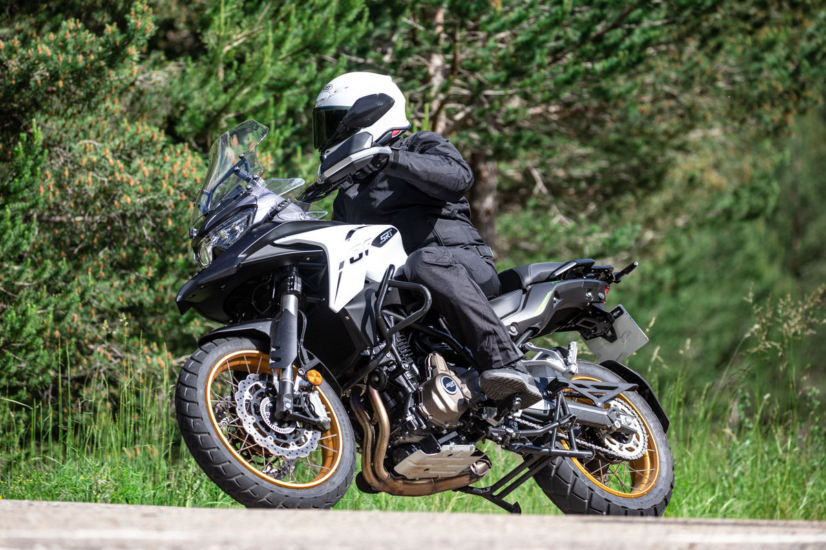 Ropa de moto online de carretera