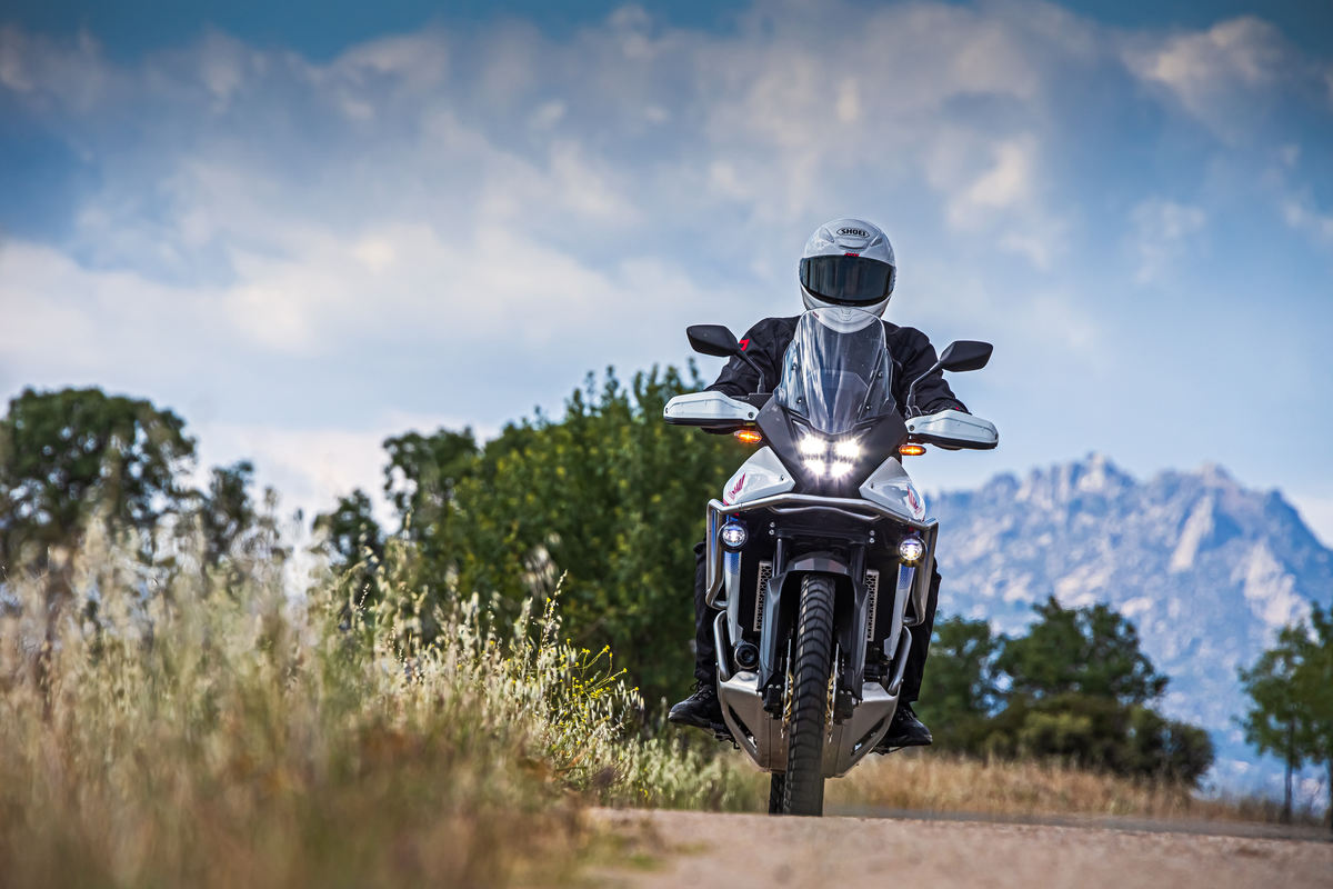Cuántos tipos de casco para la moto hay y cuánto son seguros